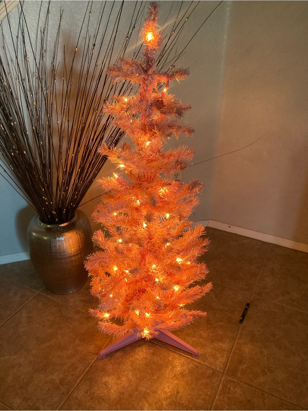 Christmas tree pink 4ft